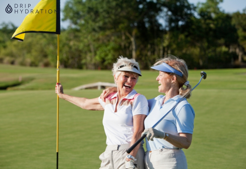 Người bị thoát vị đĩa đệm nên chơi golf đúng cách để hạn chế chấn thương và tăng cường sức khỏe