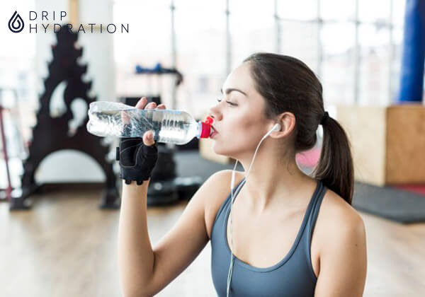 tập gym uống nước gì để giảm cân 