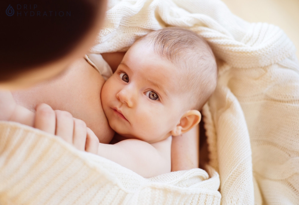 Ảnh 1: Cho con bú giúp tăng cường sức đề kháng cho mẹ