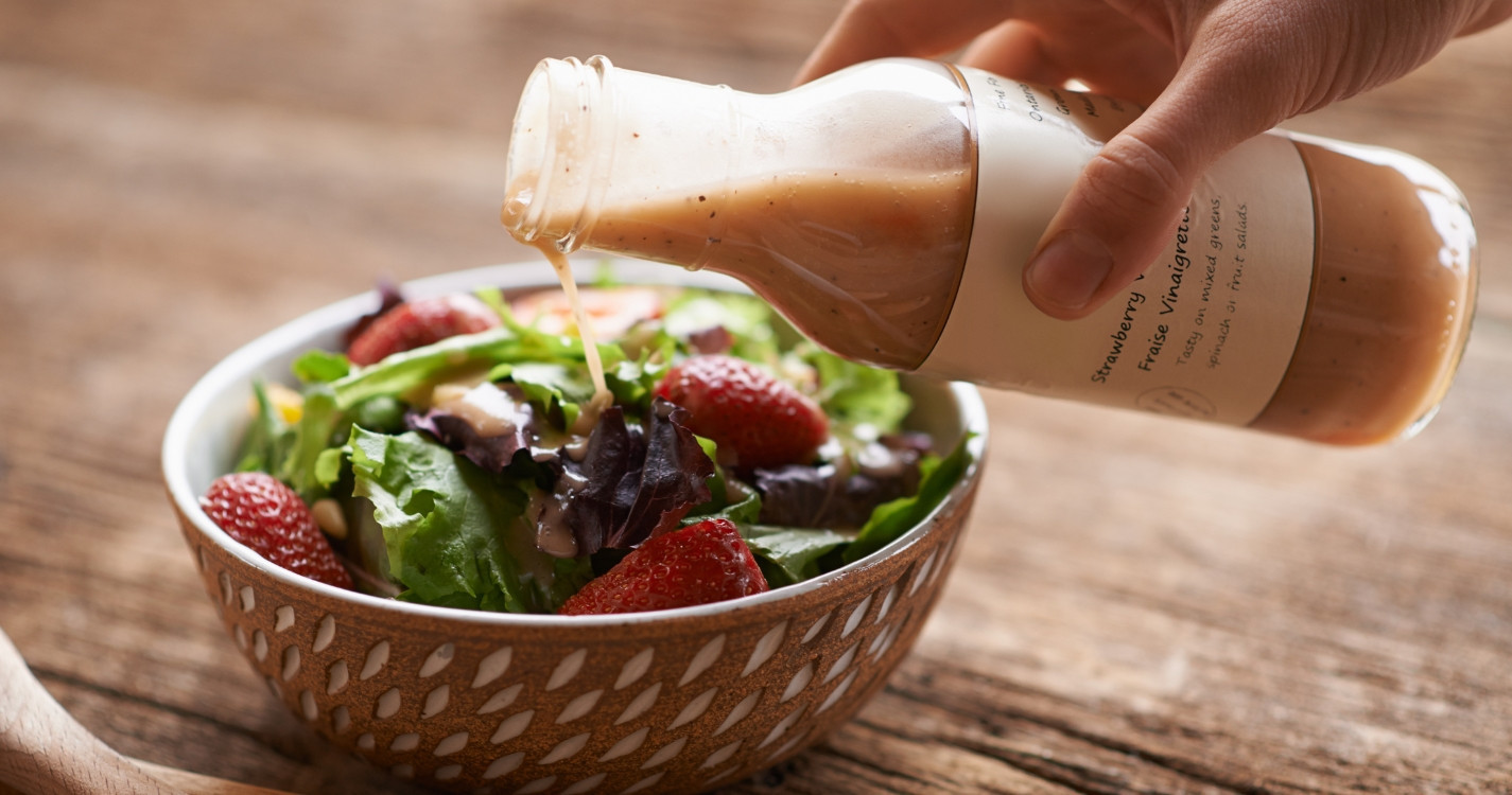 Hướng dẫn cách làm nước sốt trộn salad giảm cân