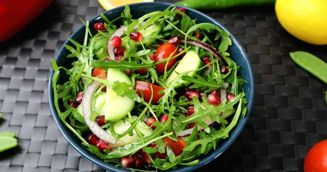 Ăn salad có nhiều calo không và có gây tăng cân không?