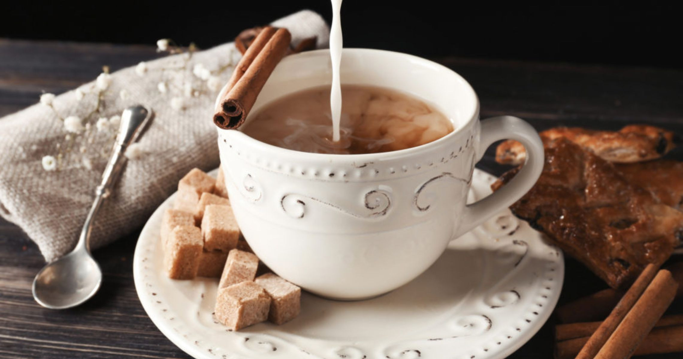Mùa đông uống trà đường có tăng huyết áp không?