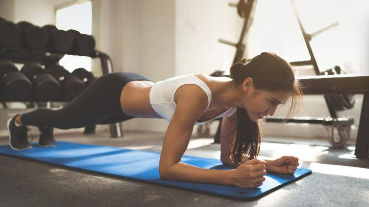 Bài tập siết eo giảm mỡ bụng hiệu quả trong 1 tuần