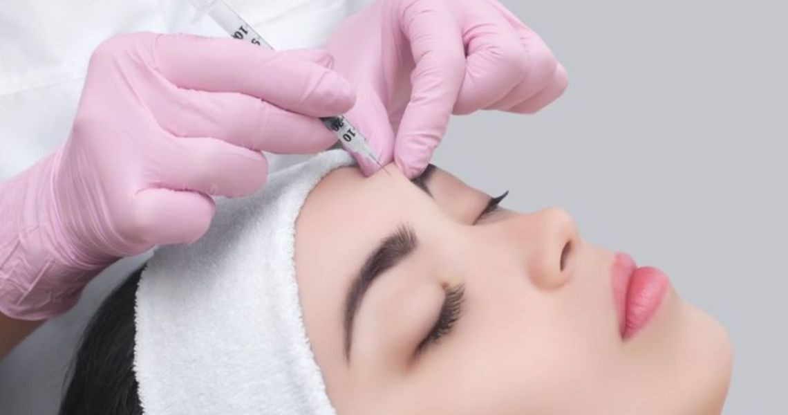 Botox có tác dụng phụ không? Đây là những gì bạn cần biết