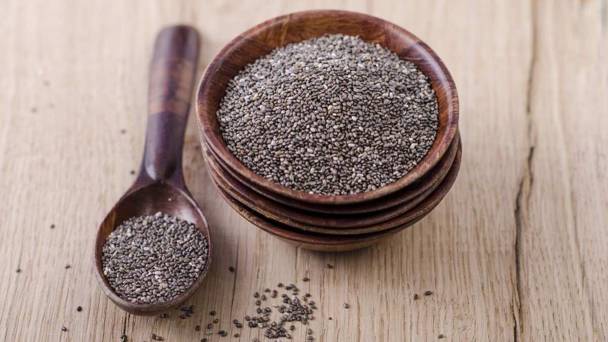 Uống hạt chia vào lúc nào để tốt cho sức khỏe và giảm cân?