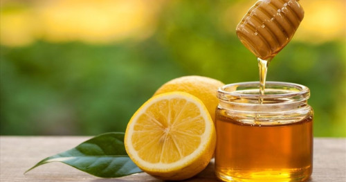 Uống chanh mật ong giảm mỡ bụng được không?