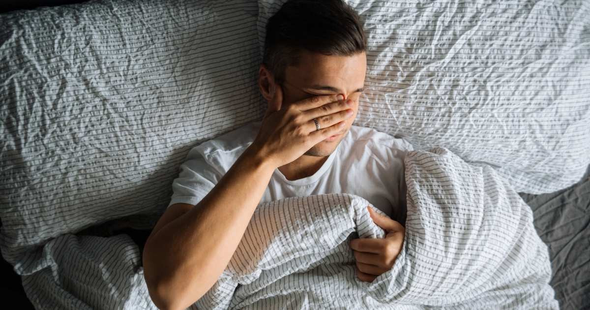 Thức giấc giữa đêm có sao không? Cảnh báo bệnh lý tiềm ẩn