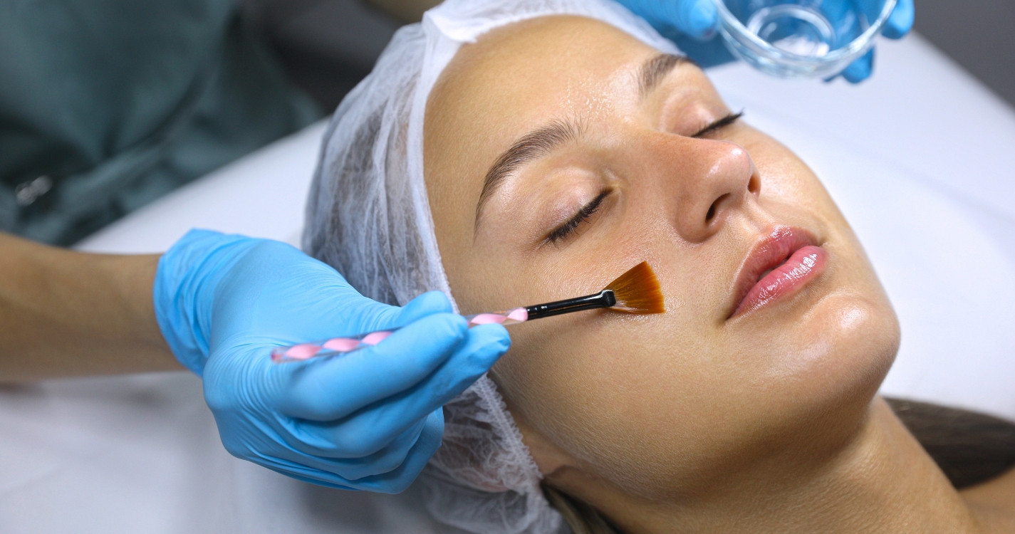 Cách chăm sóc da mặt sau khi peel da