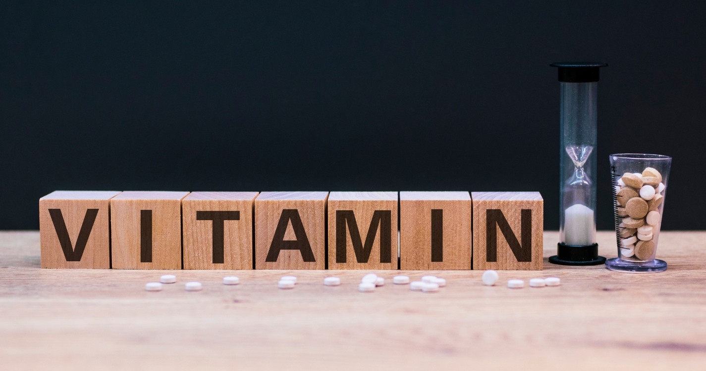 Có thể uống vitamin e và vitamin c cùng lúc được không?